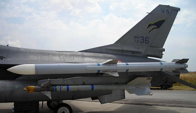 Raketa Amraam z Evropy: USA povolily studii nizozemské výroby