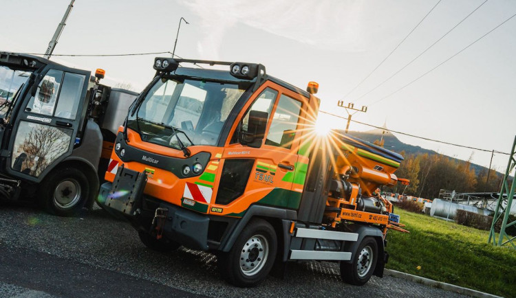 Jsme připraveni. Liberečtí silničáři se v zimě starají o 570 kilometrů silnic a chodníků