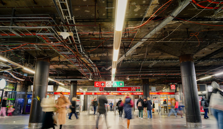 Odhalená stanice Muzeum. Díky rekonstrukci ji můžete vidět bez příkras