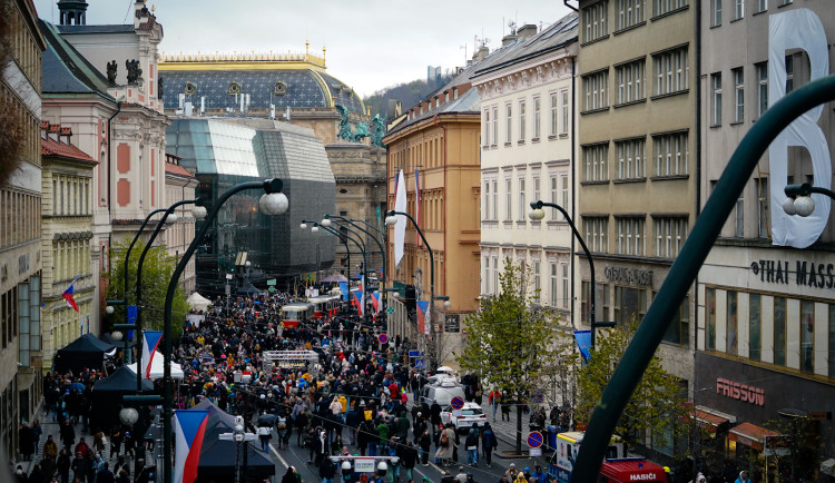 Sametovou revoluci si lidé připomenou brunchem i koncerty. Program je i pro děti