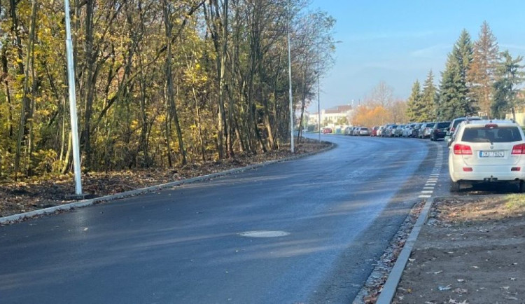 Hodolany a Bělidla si vydechnou. Stavbaři dokončili opravu důležité spojnice