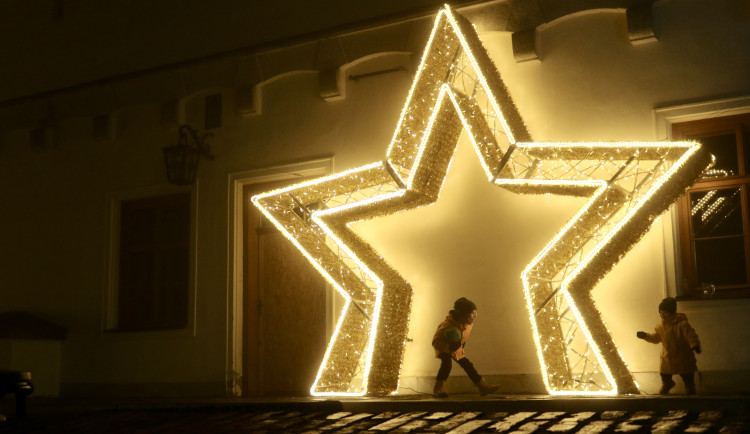 FOTOGALERIE: Ze Špilberku se znovu stal světelný hrad, výstava potrvá do půlky ledna