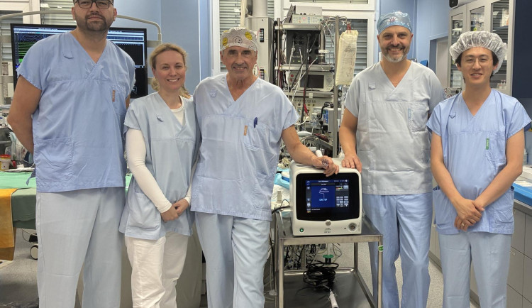 Hlavní řešitel studie MUDr. Petr Peichl a jeho tým z Institutu klinické a experimentální medicíny (IKEM) v Praze, Česká republika