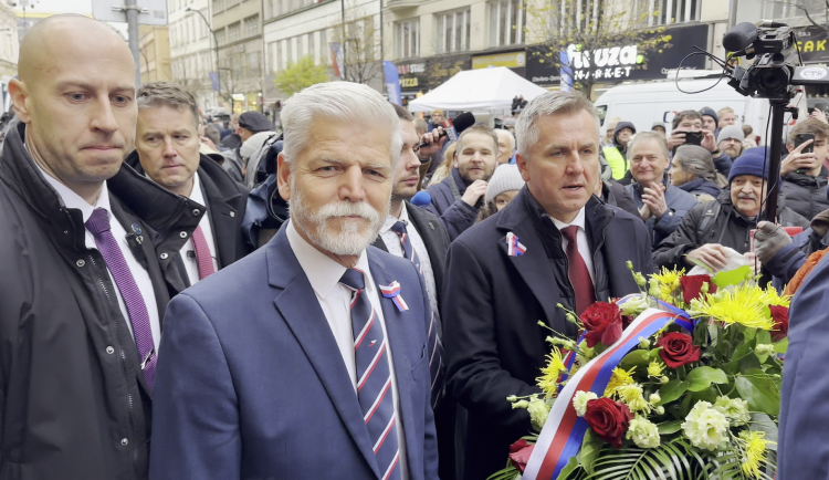 FOTO,VIDEO: 17. listopad na Národní třídě. Pavel, Babiš I Rakušan sklidili kritiku