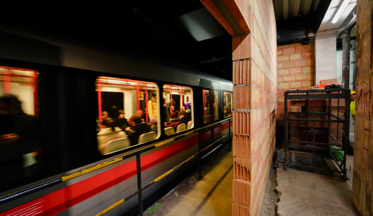 Stanici zavřeli v lednu minulého roku.