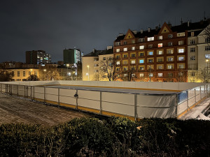 Firma nezvládla v Praze 10 zajistit kluziště ve svahu, radnice odstoupila od smlouvy