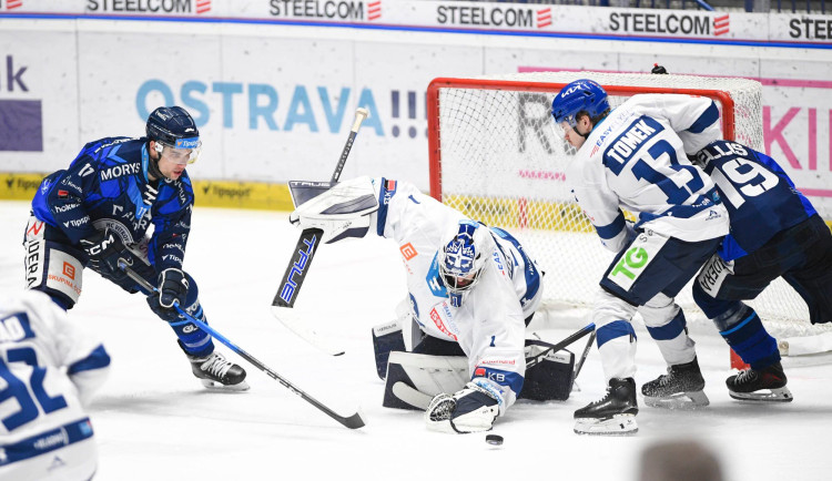 Hokejisté Kladna porazili Vítkovice 3:0 a oslavili třetí výhru v řadě