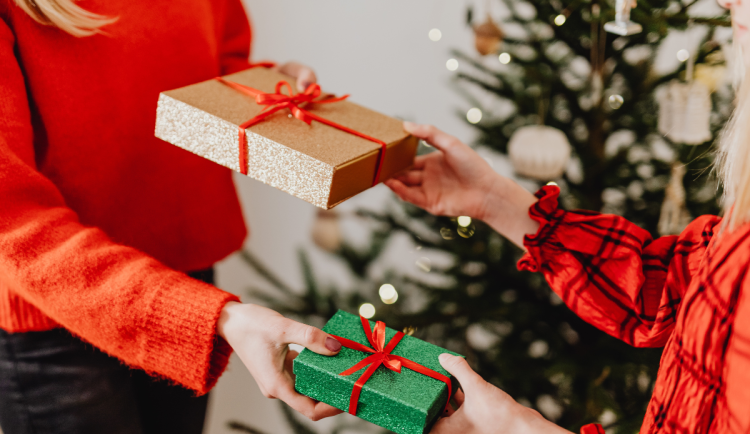 Odborníci varují před Vánocemi na dluh a před nevýhodnými půjčkami