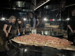 Živé obrazy a projížďka po Vltavě. Muzeum Prahy představí město digitální cestou