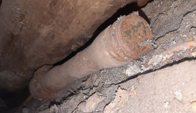 V hospodě v Lipníku nad Bečvou byl německý ruční granát. Zneškodnili ho pyrotechnici