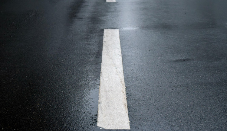 Silnice v některých částech jižní Moravy mohou po ránu namrzat, jsou sjízdné