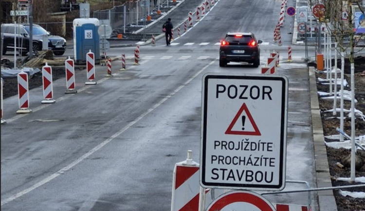 Radost pro řidiče v Liberci – Vítězná ulice je opět průjezdná