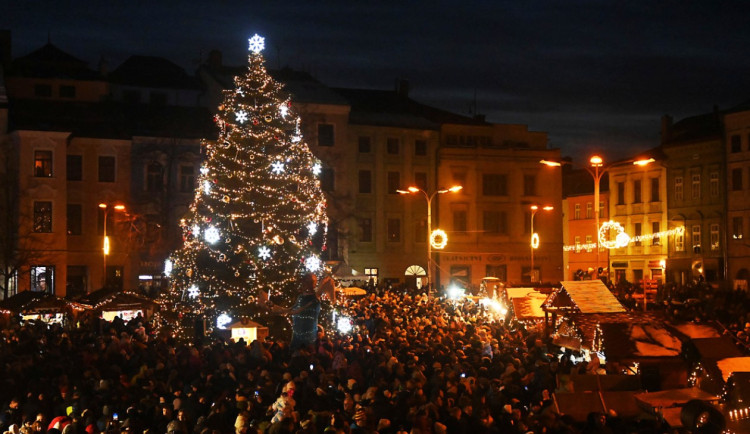 POLITICKÁ KORIDA: Co přejí k Vánocům čtenářům Drbny jihlavští zastupitelé?