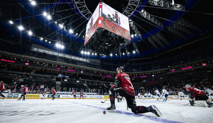 Hokejisté Sparty podlehli doma Vítkovicím a přišli o průběžné vedení tabulky