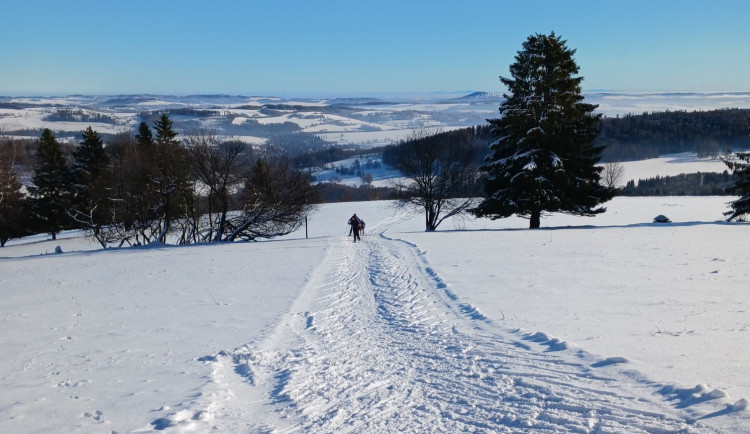 Lyžaře a turisty z Novojičínska do Beskyd opět dovezou speciální autobusy