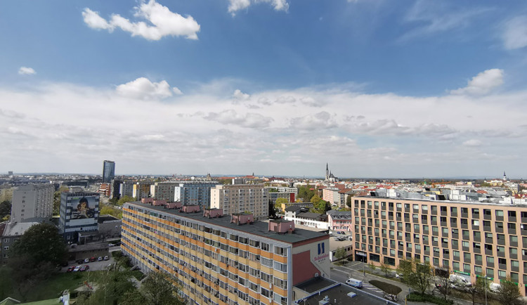 Prémie 10 tisíc za změnu adresy zabrala. Olomoučanů skokově přibylo