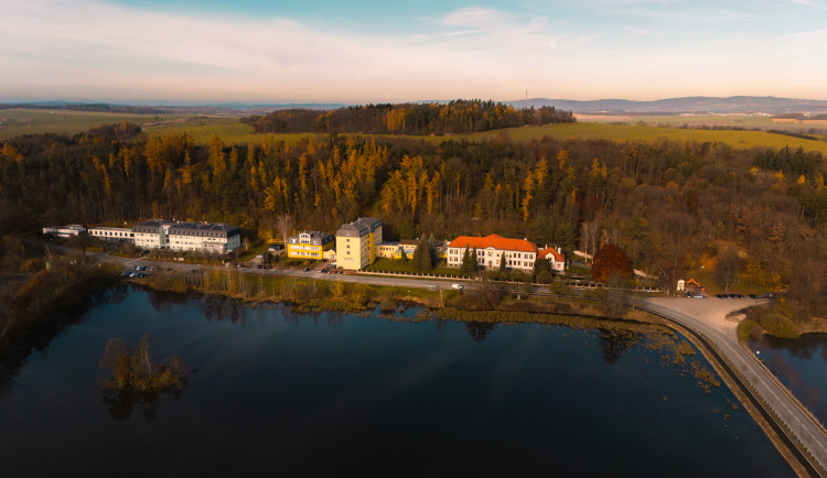 Střední rybářská škola otevřela novou aquaponickou učebnu.