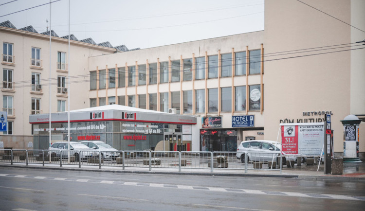 Hejtman Kuba tlačí na odbory. O osudu Metropolu chce mít jasno do konce května