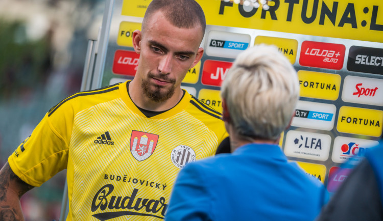 Podcast Střelák: Albánská fotbalová kabina je podobná té české, říká bývalý brankář Dynama