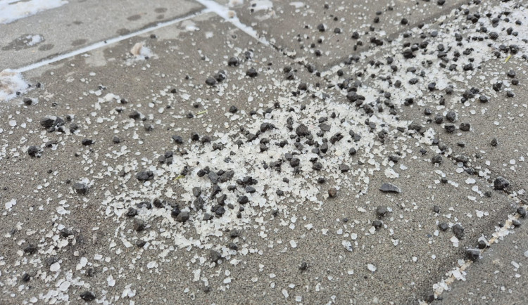 Lidé si stěžují na cyklostezky plné sněhu. Jedeme podle plánu zimní údržby, reaguje Olomouc