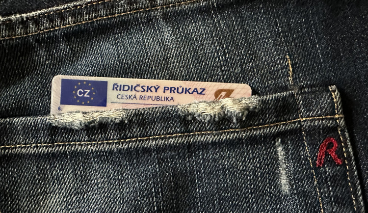 Výměna řidičáku čeká letos 557 566 motoristů. Na úřady kvůli tomu chodit nemusí