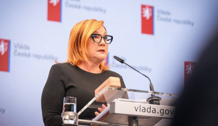 Vláda projedná parametry rozpočtu 2026, schodek má být výrazně pod 350 miliard