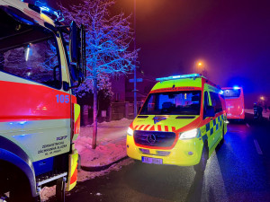 VIDEO: Na Břevnově hořely vysokoškolské koleje. Hasiči zachránili 16 lidí