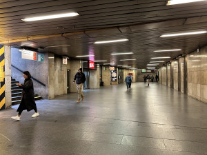 Stanice Flora se na deset měsíců uzavírá, čeká ji obnova a výměna sovětských eskalátorů