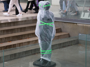 Výstava v Praze mapuje situaci ve Slovenské národní galerii po nástupu vlády