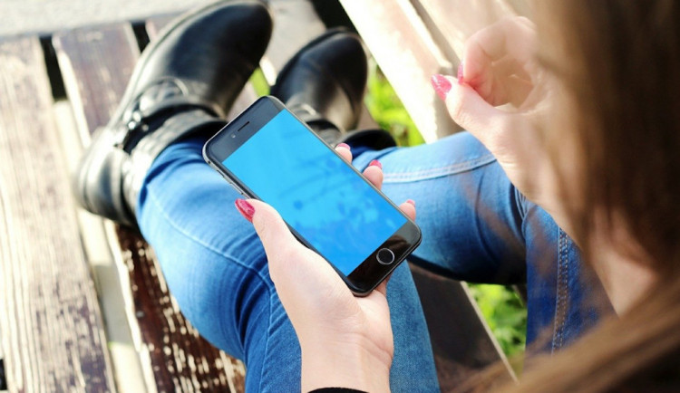 Další podvody přes WhatsApp. Na Liberecku jich je přes deset za pár dní