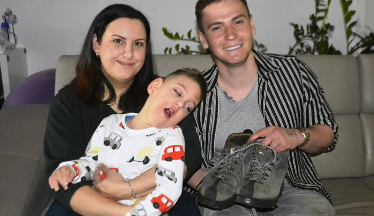 Ušel cestu z Česka do Milána. Teď Nico Moro pomůže čtyřletému Damiánkovi