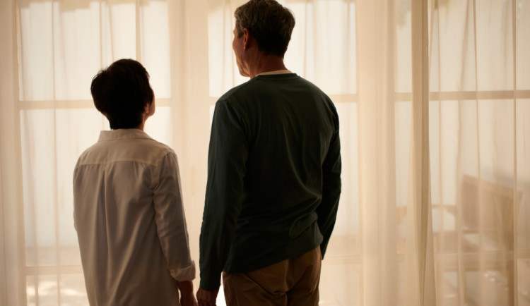 Podnapilí rodiče dorazili na návštěvu do Brna. Dcera musela přivolat strážníky