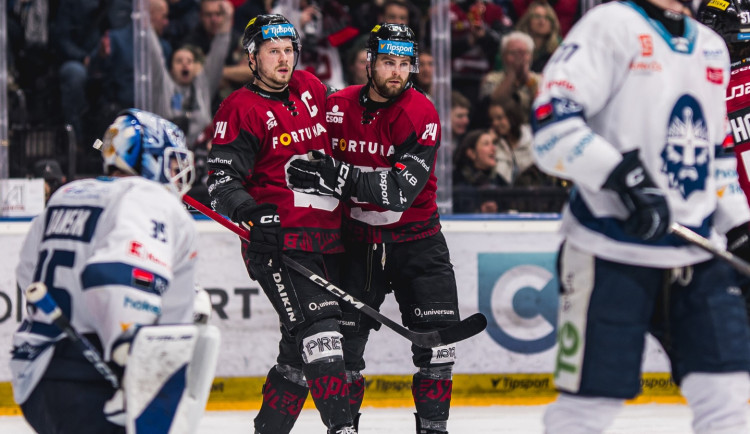 Hokejisté Sparty porazili Kladno a drží naději na přímý postup do čtvrtfinále