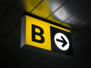 Konec tápání v metru? Pražský dopravce testuje nové přehlednější tabule