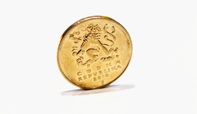 Energie táhnou inflaci dolů, služby ji ale brzdí. Jak se v únoru vyvíjely ceny?