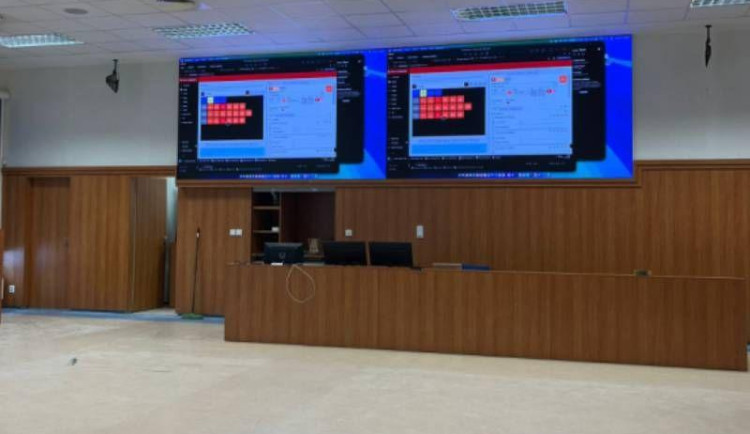 Krajská knihovna zmodernizovala společenský sál, nabídne obraz až v 8K rozlišení