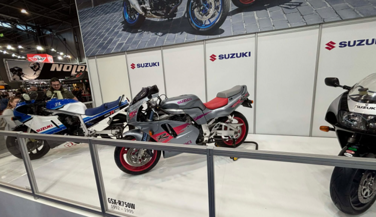 FOTOGALERIE: Do Brna se vrátil Motosalon. Zaměřil se letos také na motorkářky