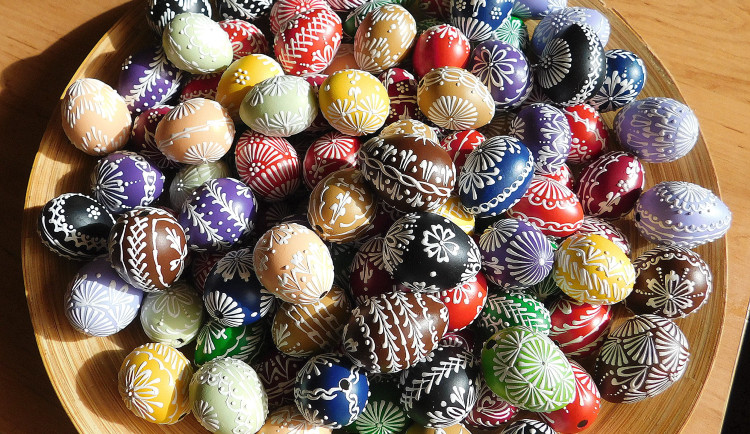 S přípravou na Velikonoce začíná malérečka kraslic z Brněnska už po Vánocích