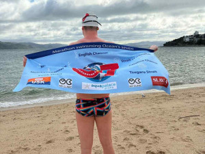 Český plavec a trenér z Aquapalace Praha Jakub Kačerovský pokořil Cookovu úžinu