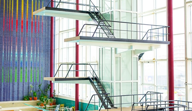 Skok do vody až z deseti metrů. Brňanům zpřístupní věž v Lužánkách