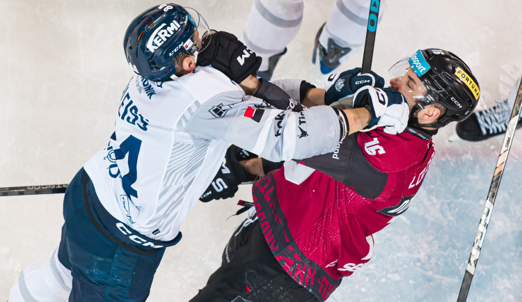 Hokejisté Sparty znovu padli s Plzní, jsou prohru od vyřazení