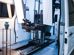 Na Ukrajinu jede z Prahy další mobilní digitalizační pracoviště, bude dokumentovat památky