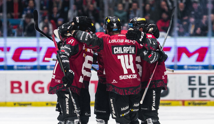 Sparta odvrátila konec sezony, na ledě Plzně vyhrála 1:4