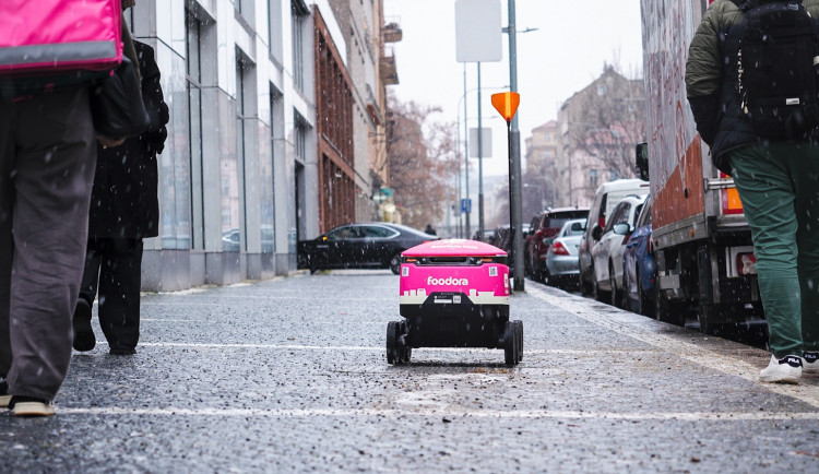 Nový systém uklízení ulic? Praha chce otestovat roboty