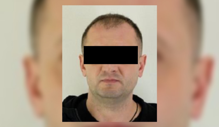 Muž si odešel hledat práci a domů se nevrátil. Přítelkyně ho hledá už čtyři dny