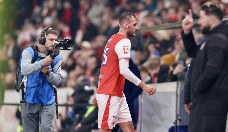 Tomáš Chorý dostal v zápase červenou kartu