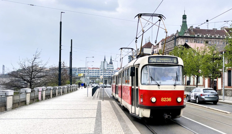 14_nabrezi-2048x1431