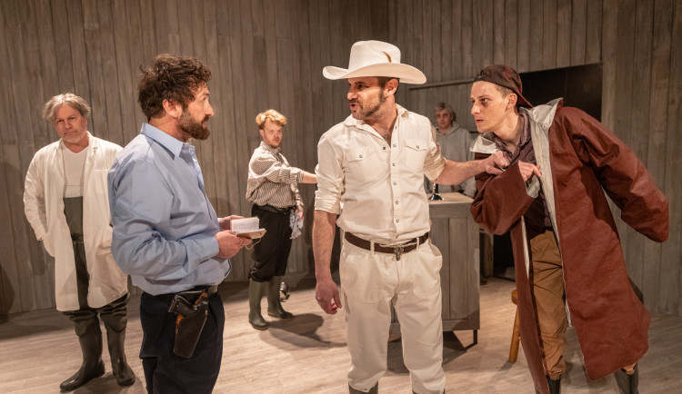 Představení Ukrutně šťastni