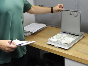 Největší sbírkový podvod