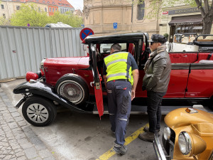 V Praze kontrolovali falešné veterány, vážné technické závady měla většina